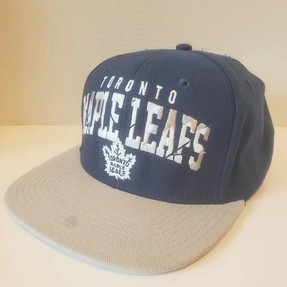 Adidas Toronto Maple Leafs  NHL Mens Blue/Gray Flat Bill Snapback Hat. - Picture 2 of 7